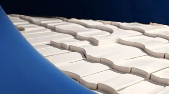 仿生黑科技落地!无电制冷瓷砖实现24小时持续降温 节能率达22%(图2) 仿生黑科技落地!无电制冷瓷砖实现24小时持续降温 节能率达22%(图2)