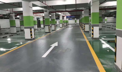 晟胜地坪材料产家揭秘停车场划线省钱技巧